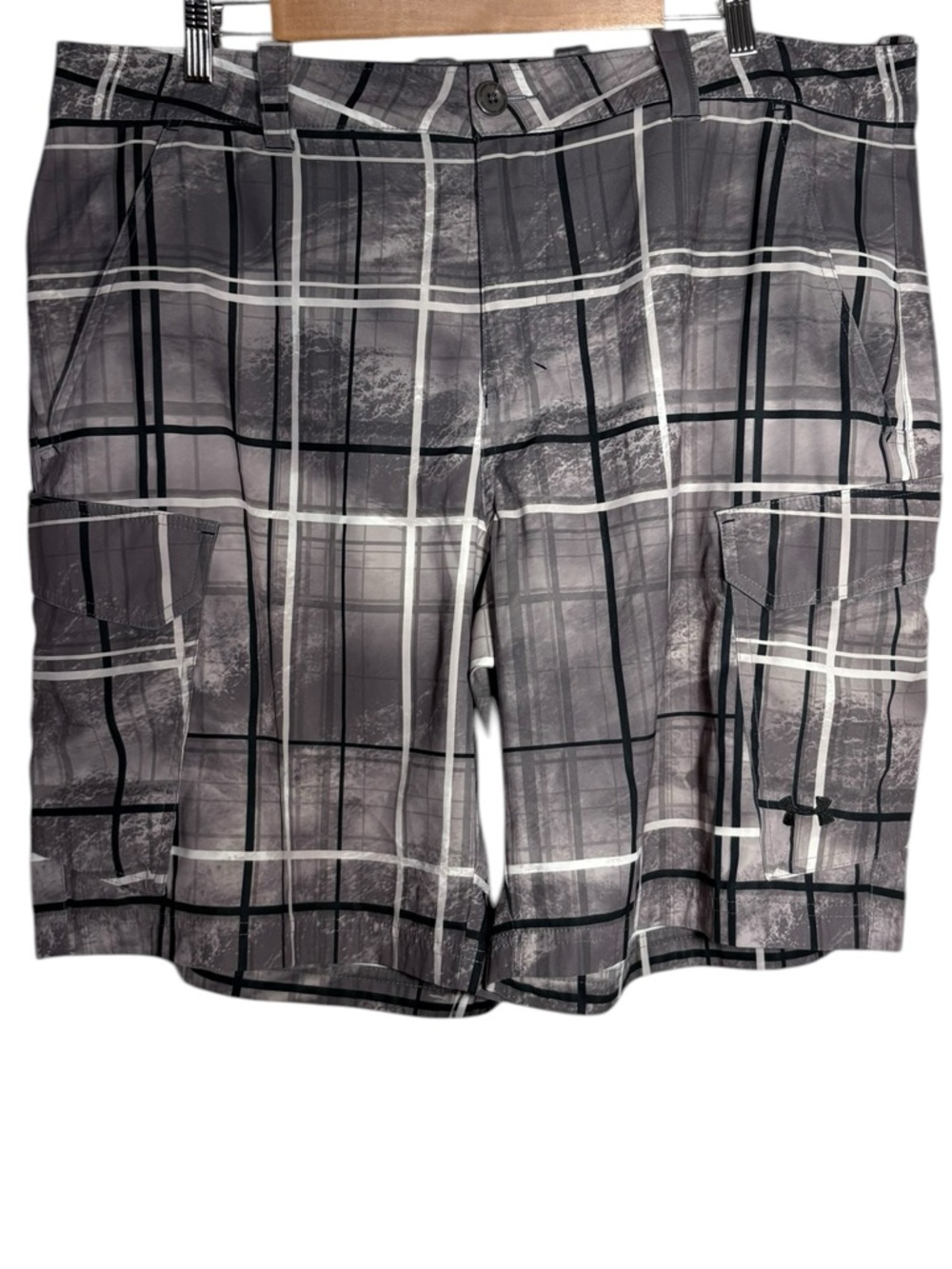 Under Armour Gray Plaid Cargo Shorts